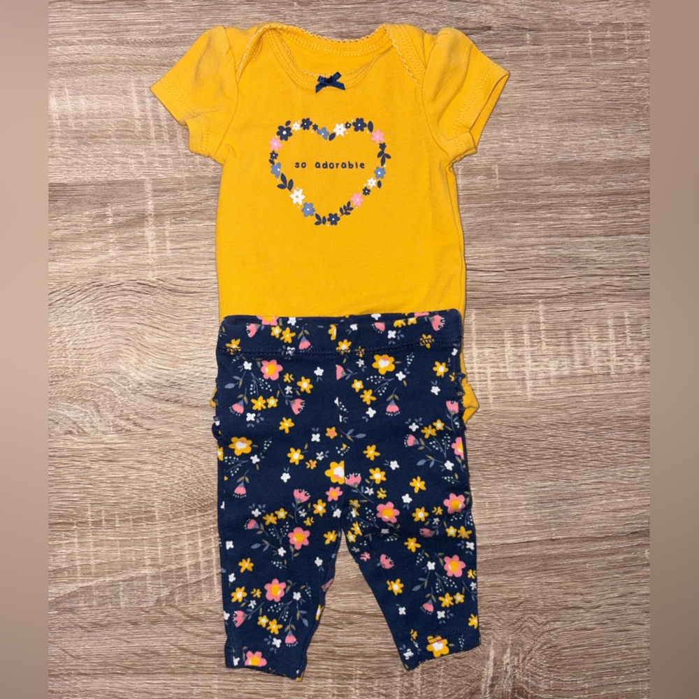 “So adorable” top and bottom set